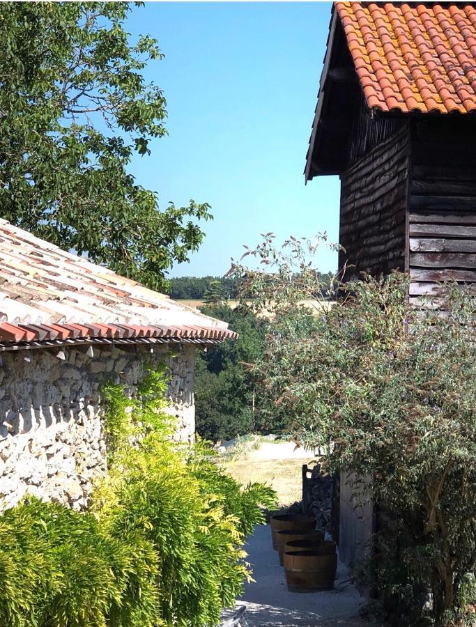Le Gite De La Maison Des Chats - Gite En Quercy Saint-Amans-du-Pech Exterior photo